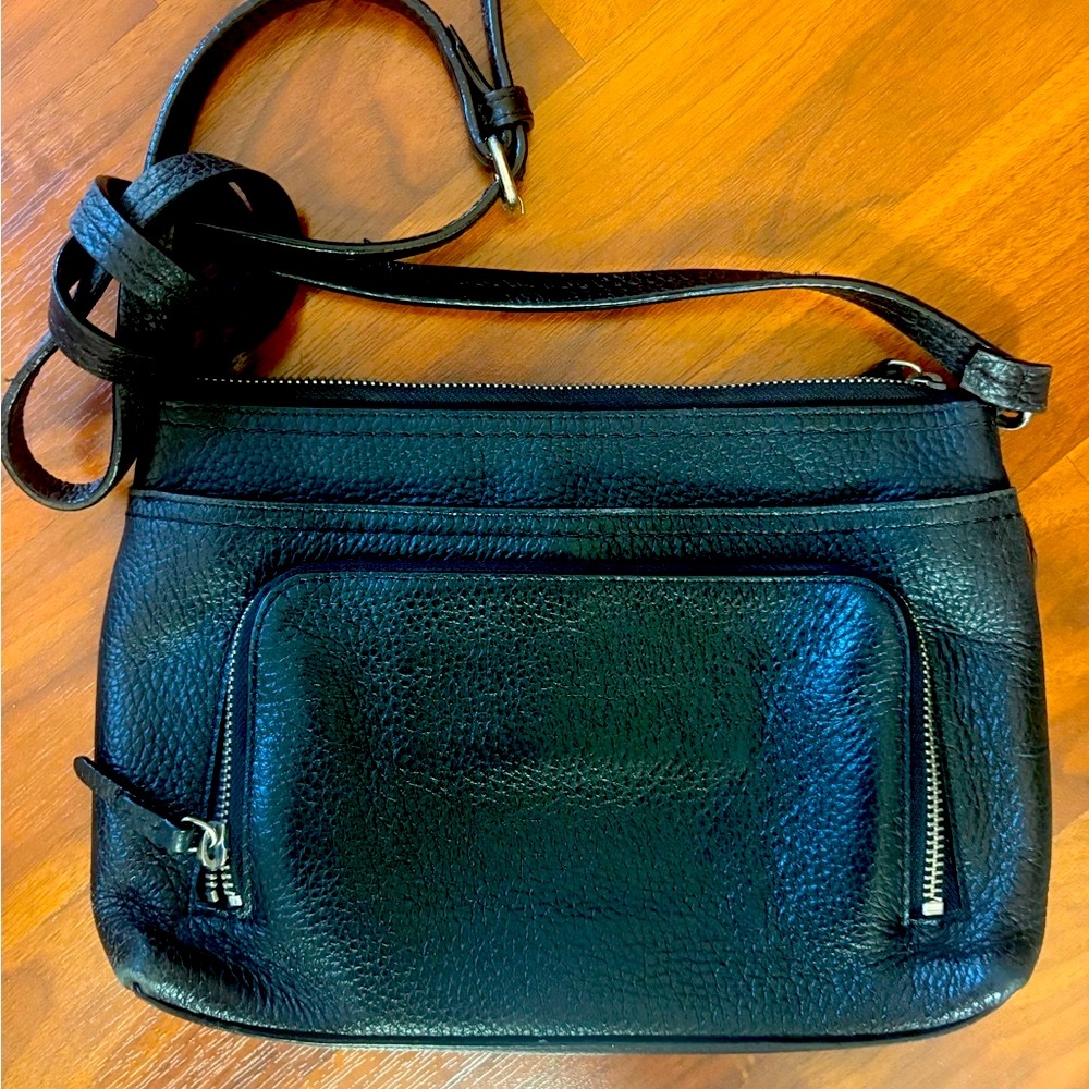 Nordstrom Chic Black Leather Messenger Bag for Women
